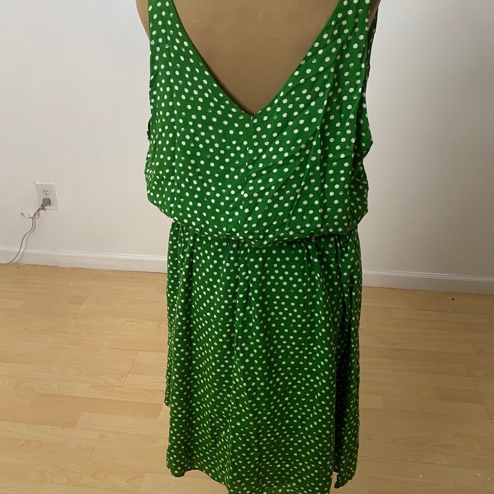 Sleeveless polka dot dress